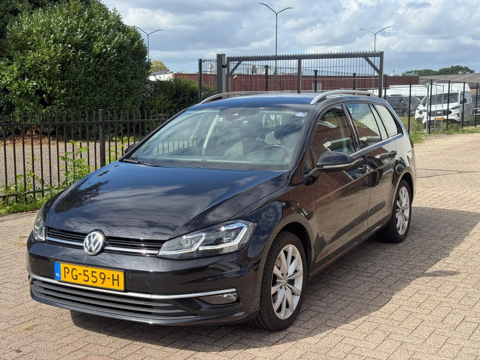 Volkswagen Golf (2017) — foto 1