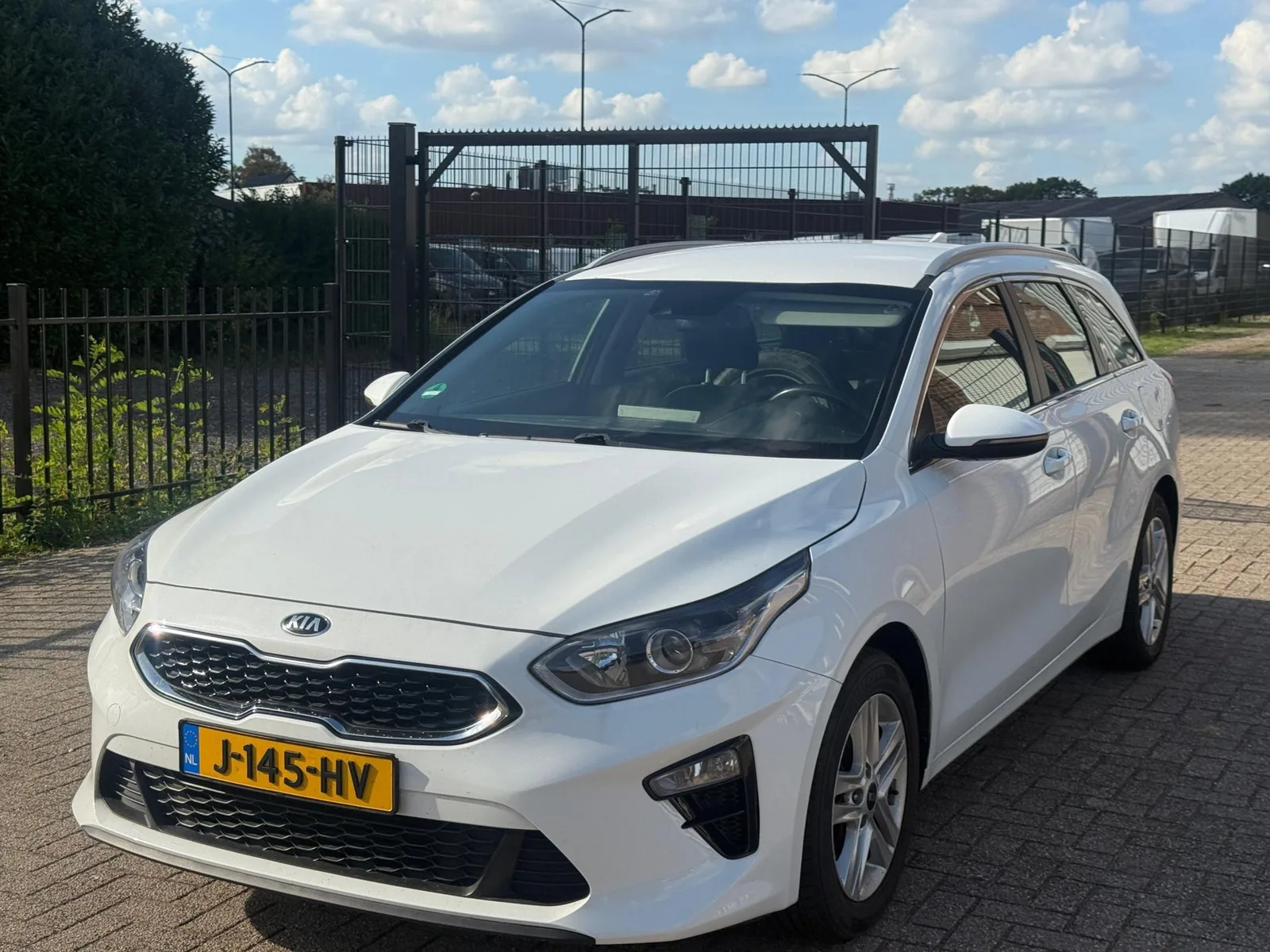 Kia Ceed (2020) — foto 1