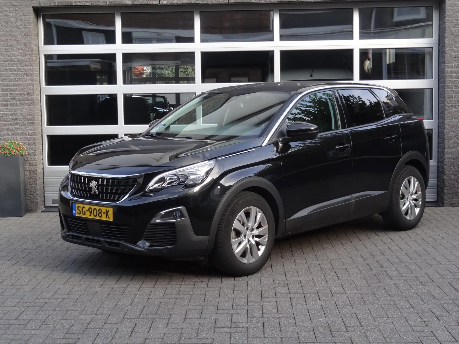 Peugeot 3008 (2018) — foto 1