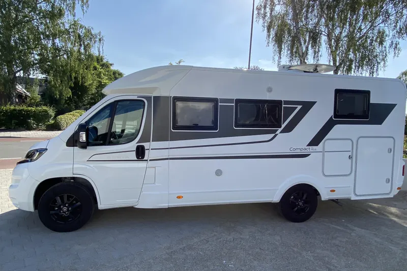 Adria Compact (2023)