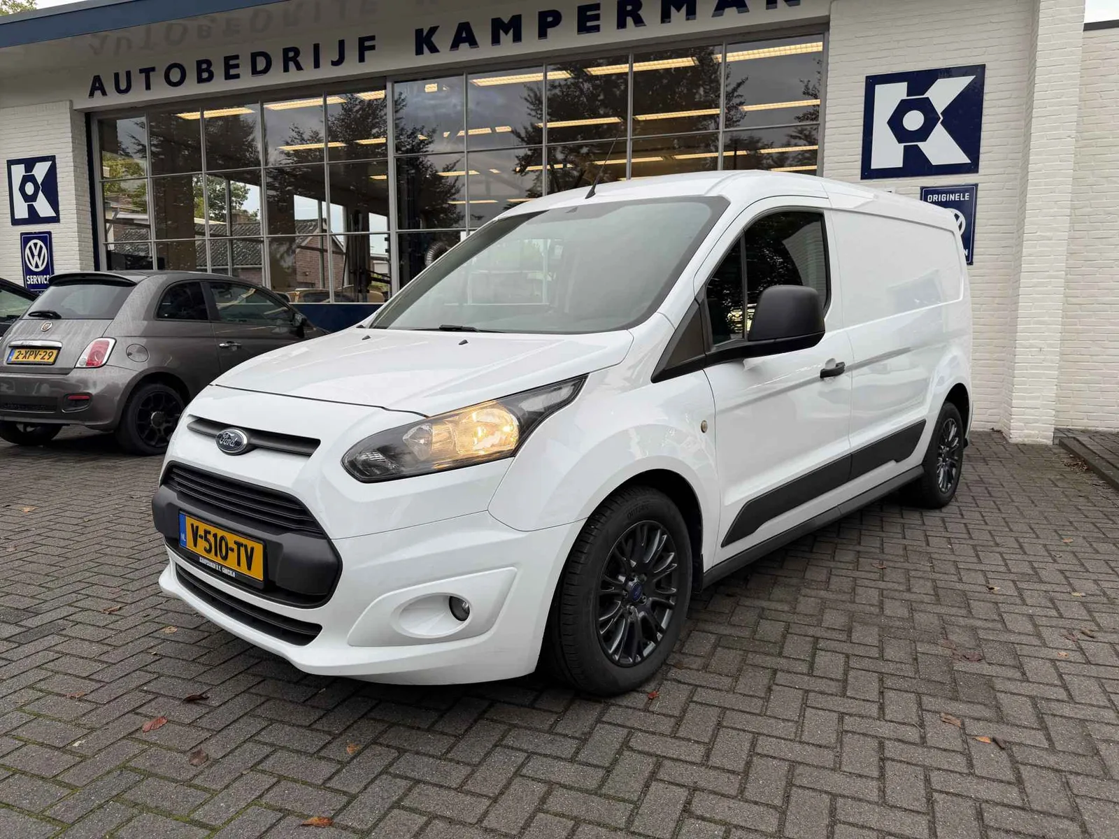 Ford Transit Connect (2015) — foto 1