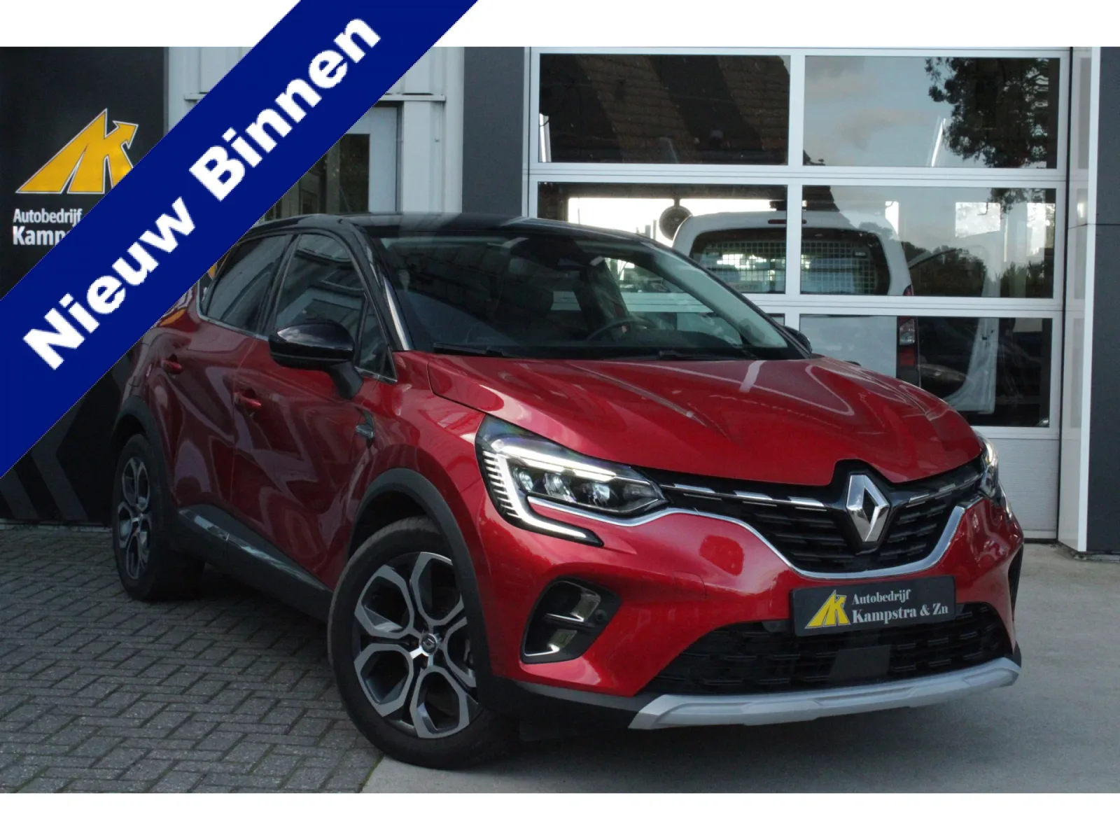 Renault Captur (2022) — foto 1
