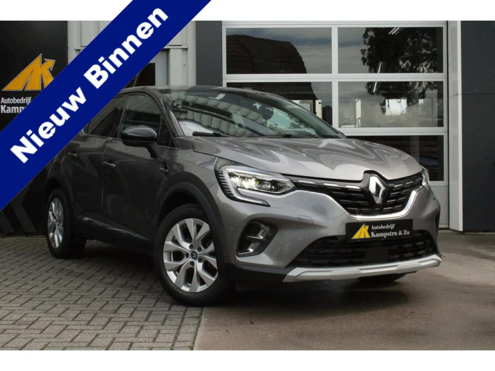 Renault Captur (2021) — foto 1