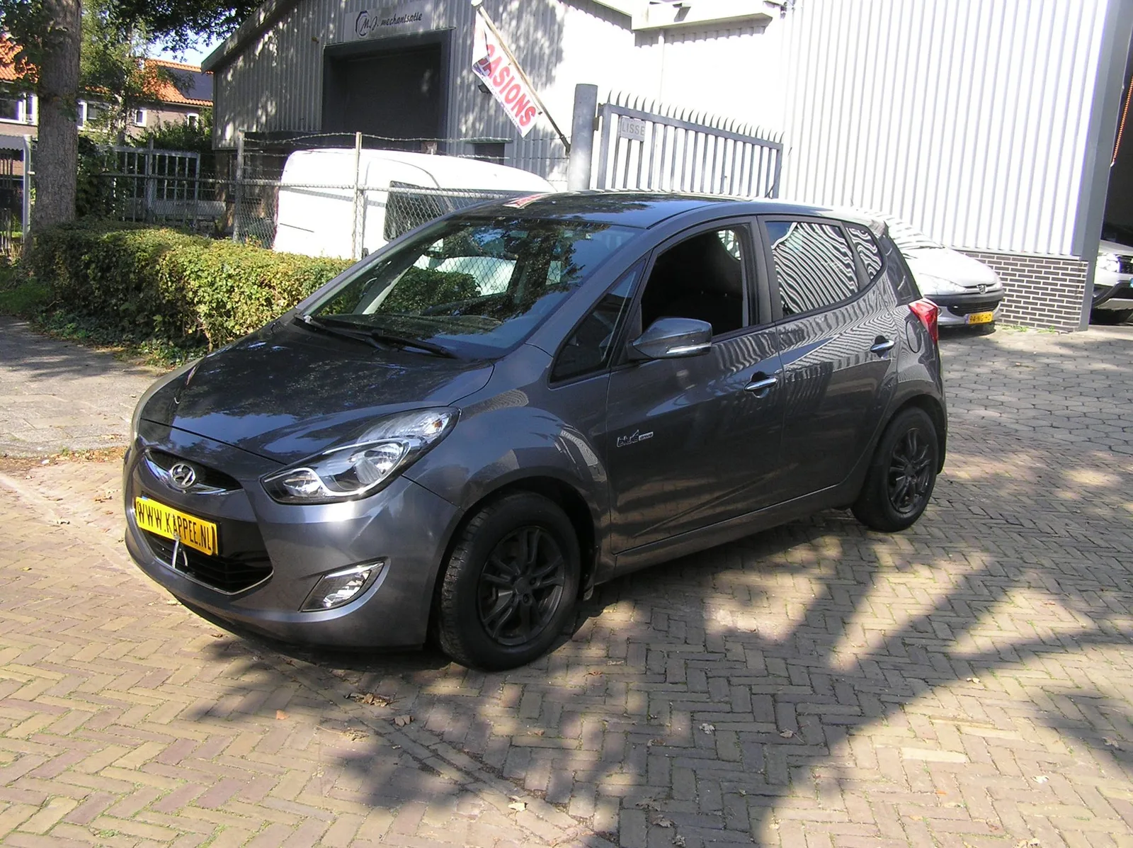 Hyundai ix20 (2011) — foto 1