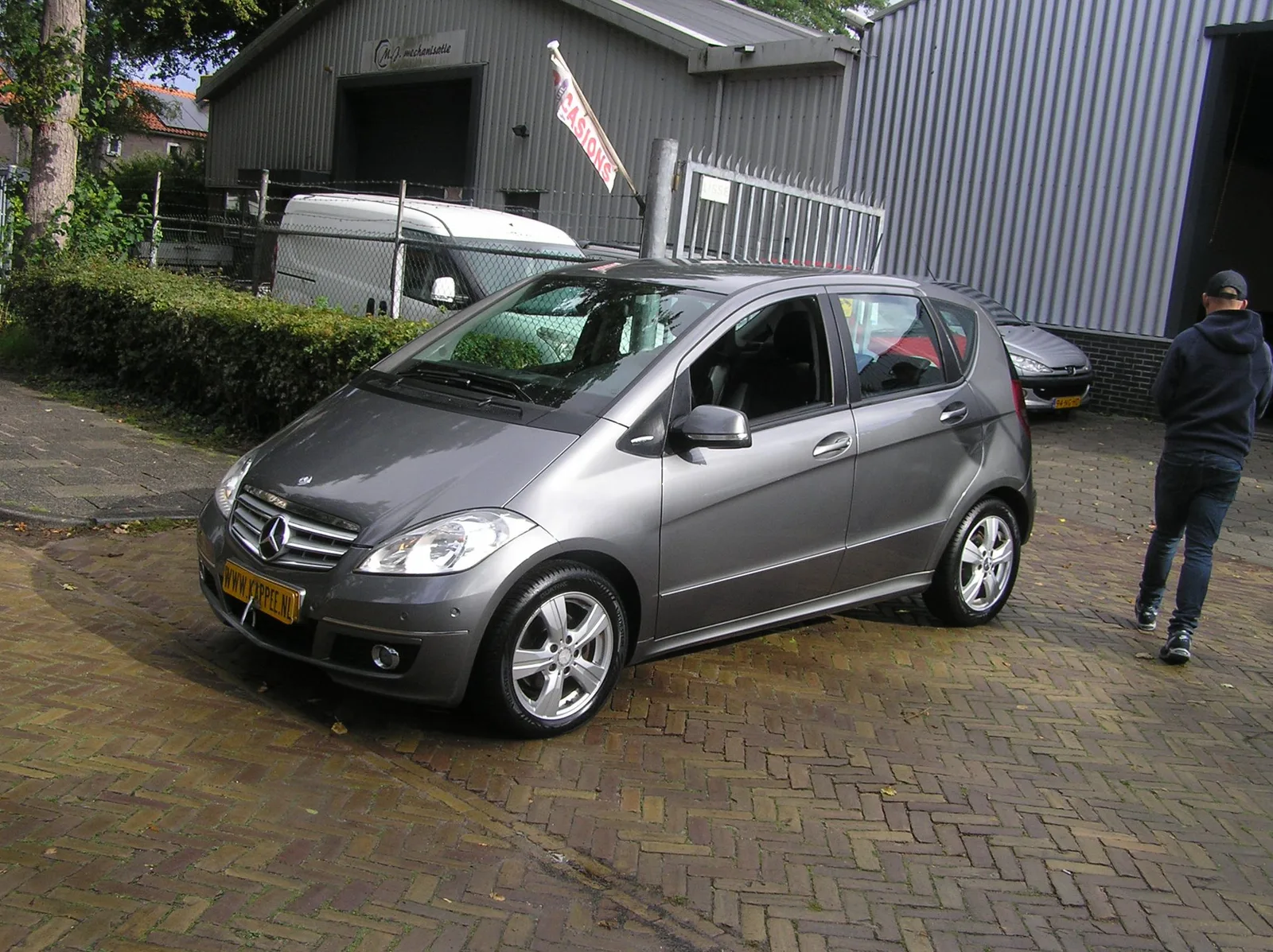 Mercedes-Benz A-Klasse (2012) — foto 1