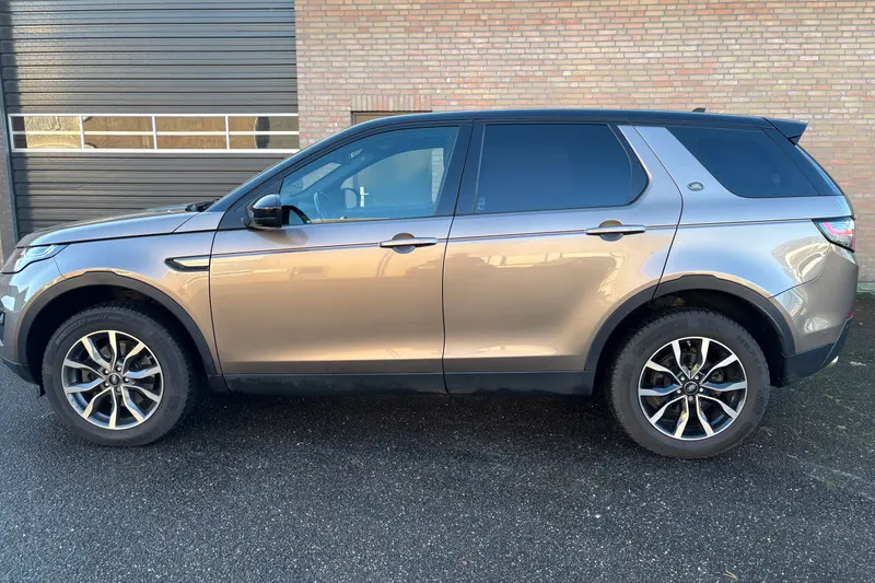 Land Rover Discovery Sport (2017)