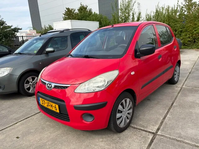 Hyundai i10 (2009) — foto 1