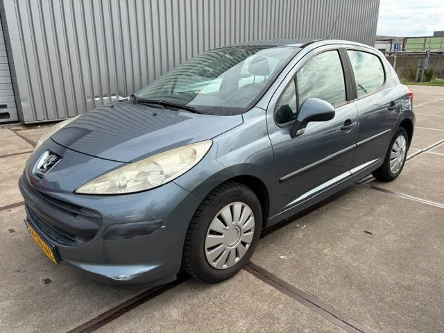 Peugeot 207 (2007) — foto 1