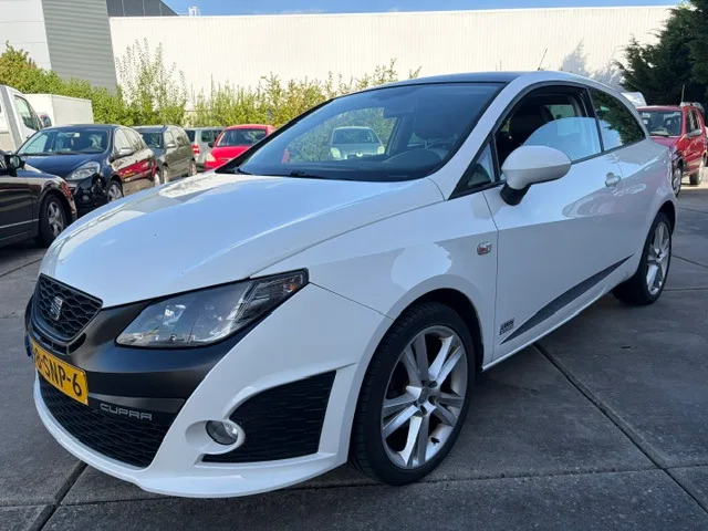 SEAT Ibiza (2011) — foto 1