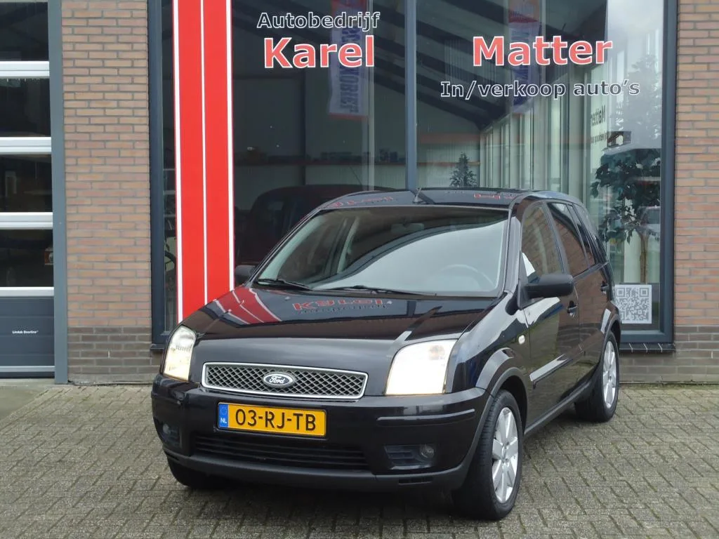 Ford Fusion (2005) — foto 1