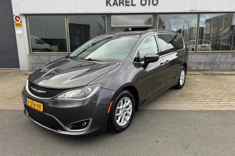 Chrysler Pacifica (2017)