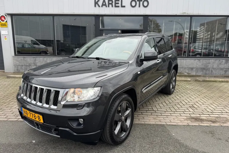 Jeep Grand Cherokee (2011)