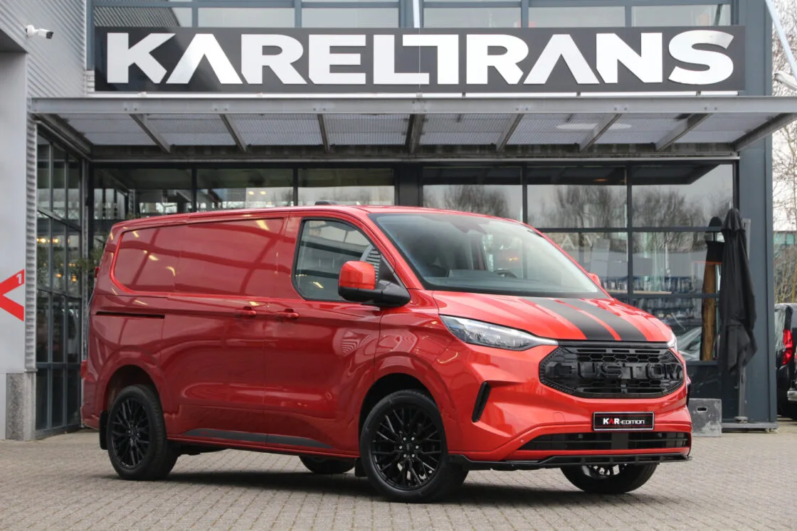 Ford Transit Custom (2024) — foto 1