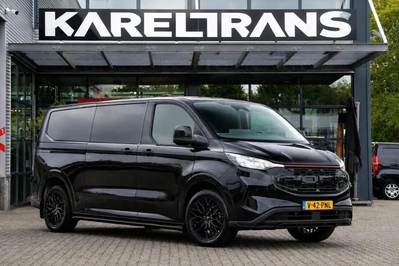 Ford Transit Custom (2024)