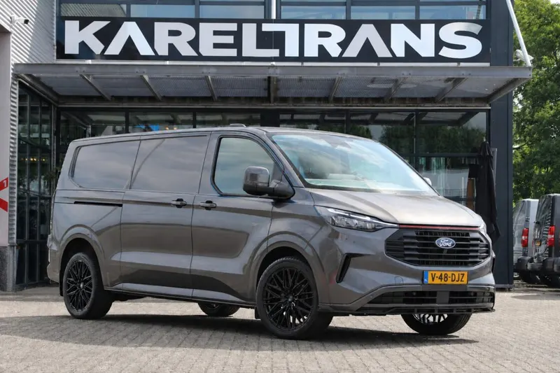Ford Transit Custom (2024)