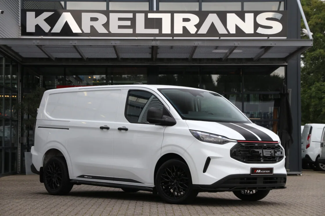 Ford Transit Custom (2024) — foto 1