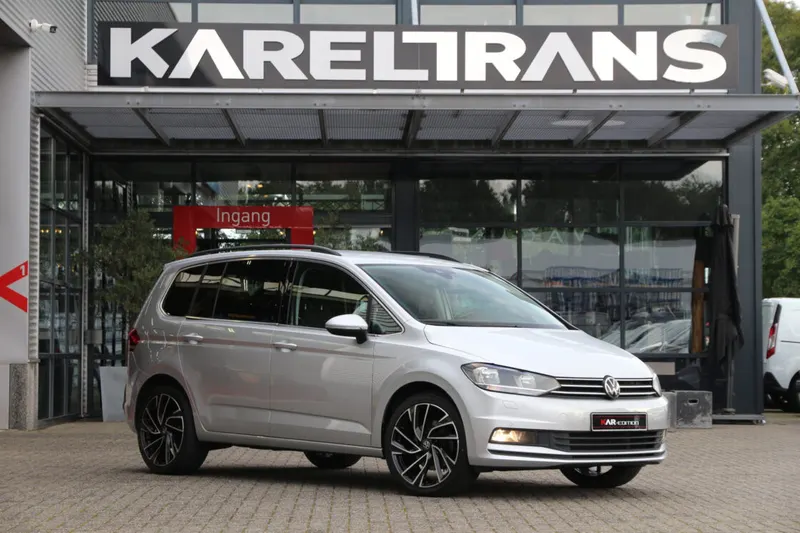Volkswagen Touran (2023)