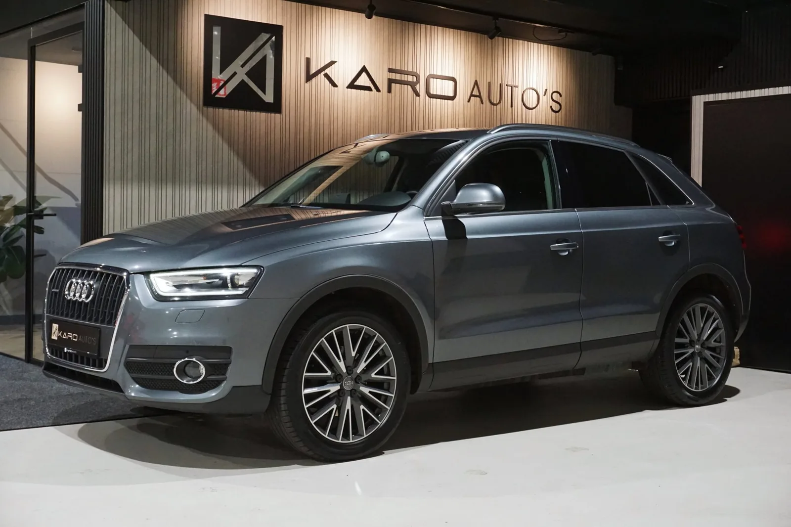 Audi Q3 (2012) — foto 1
