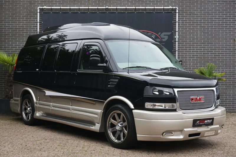 GMC Savana (2015)