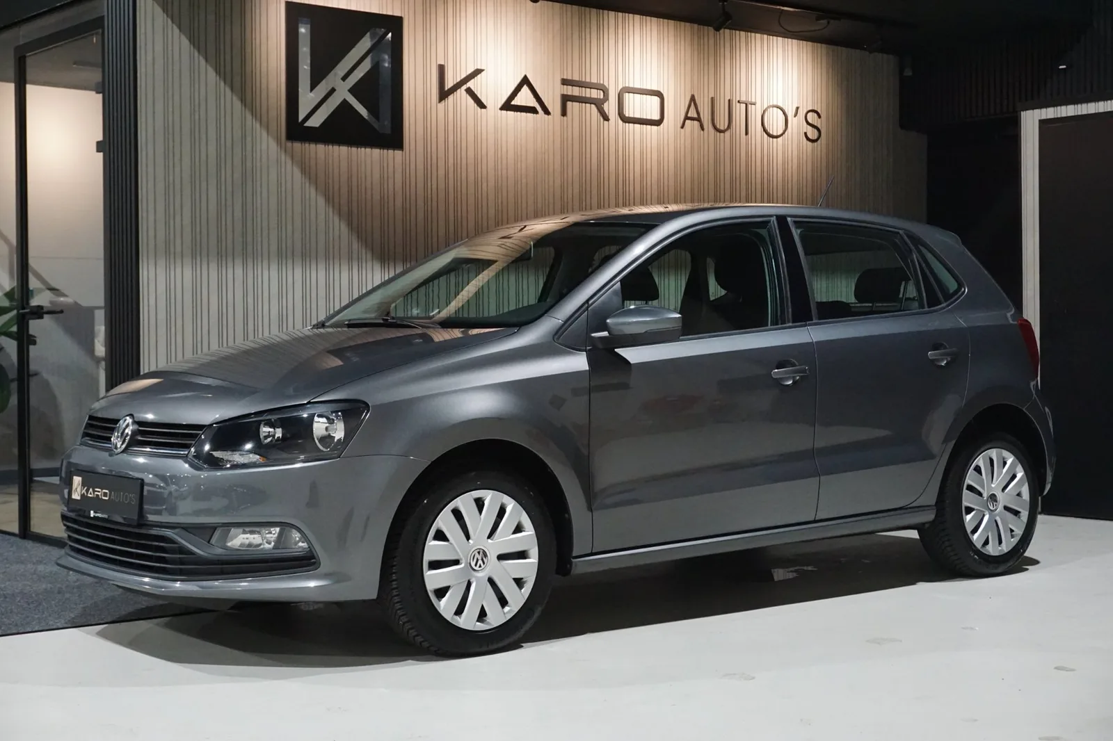 Volkswagen Polo (2014) — foto 1