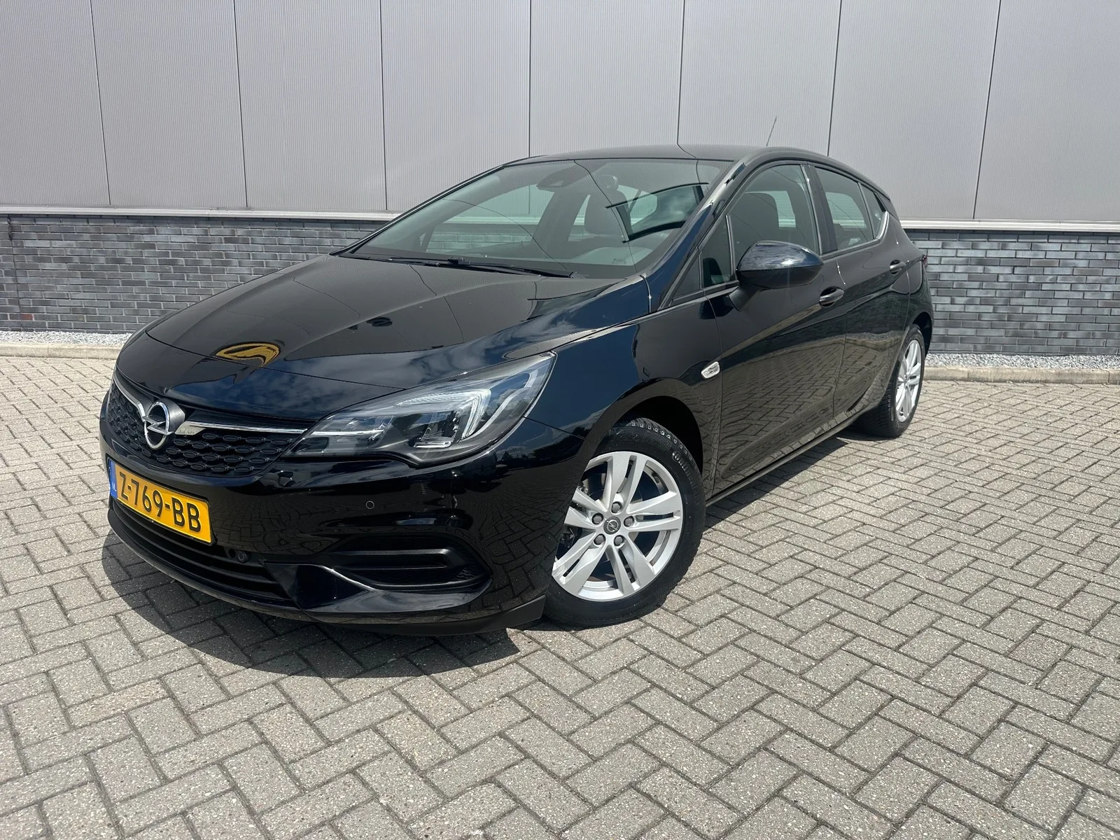 Opel Astra (2020) — foto 1