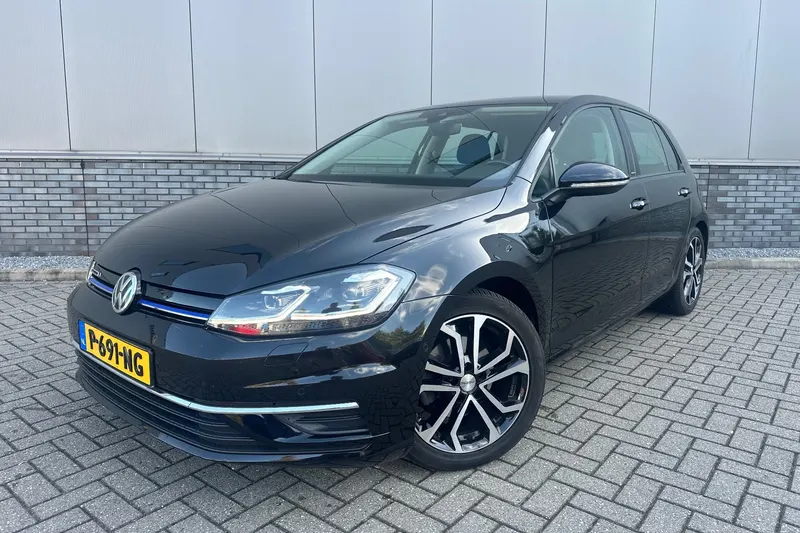 Volkswagen Golf (2020)