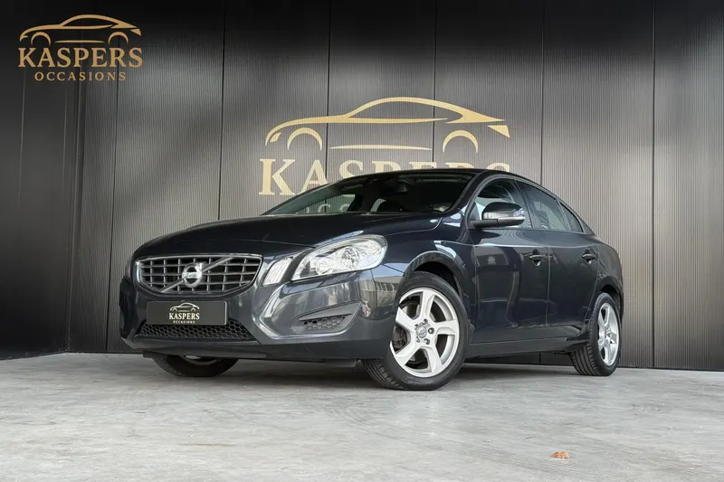Volvo S60 (2012)