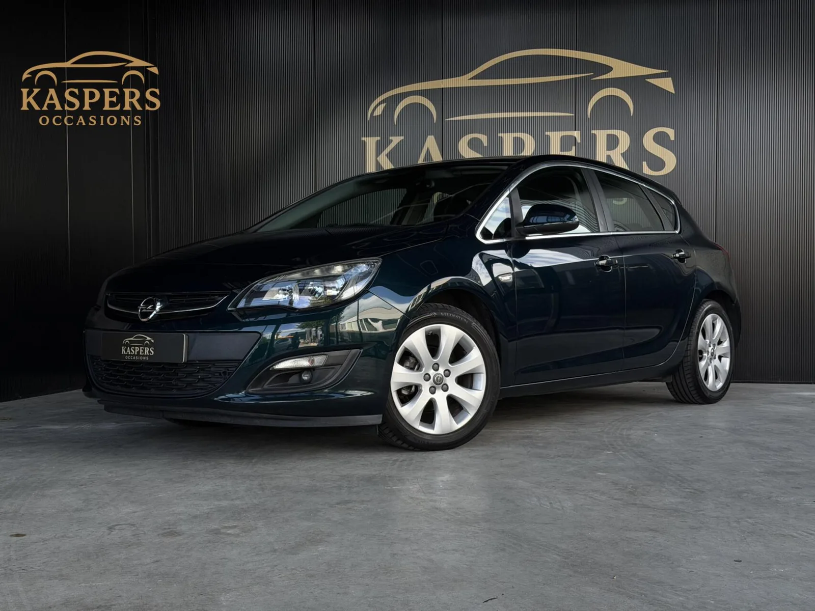Opel Astra (2014) — foto 1