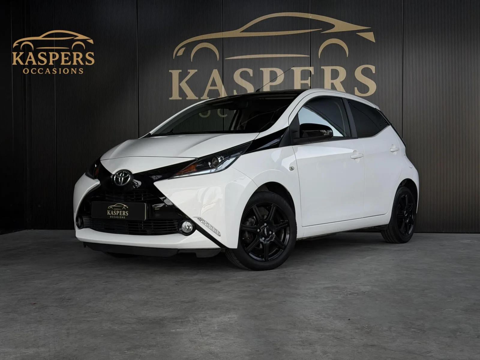 Toyota Aygo (2016) — foto 1