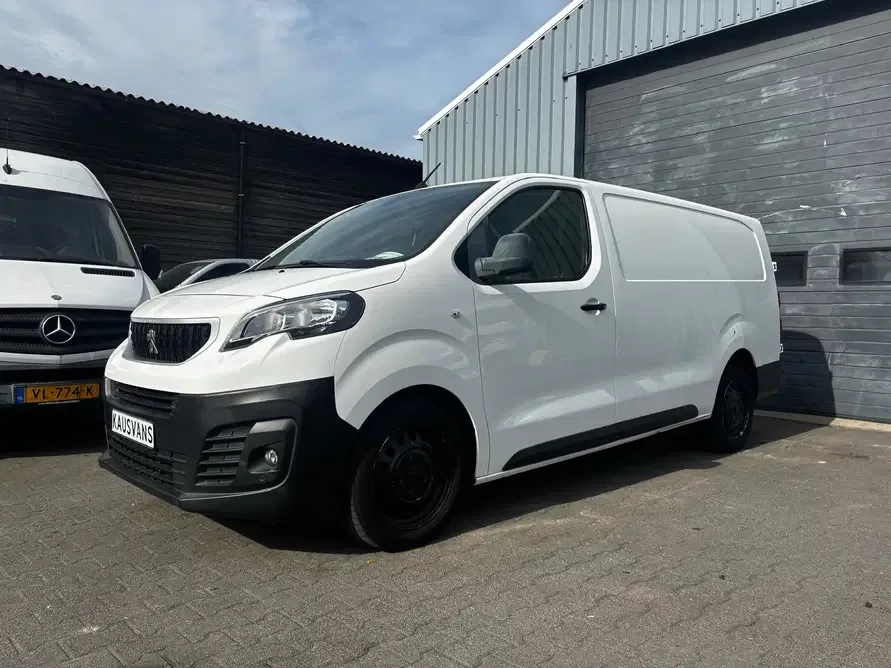 Peugeot Expert (2019) — foto 1