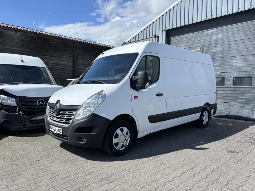 Renault Master (2018) — foto 1