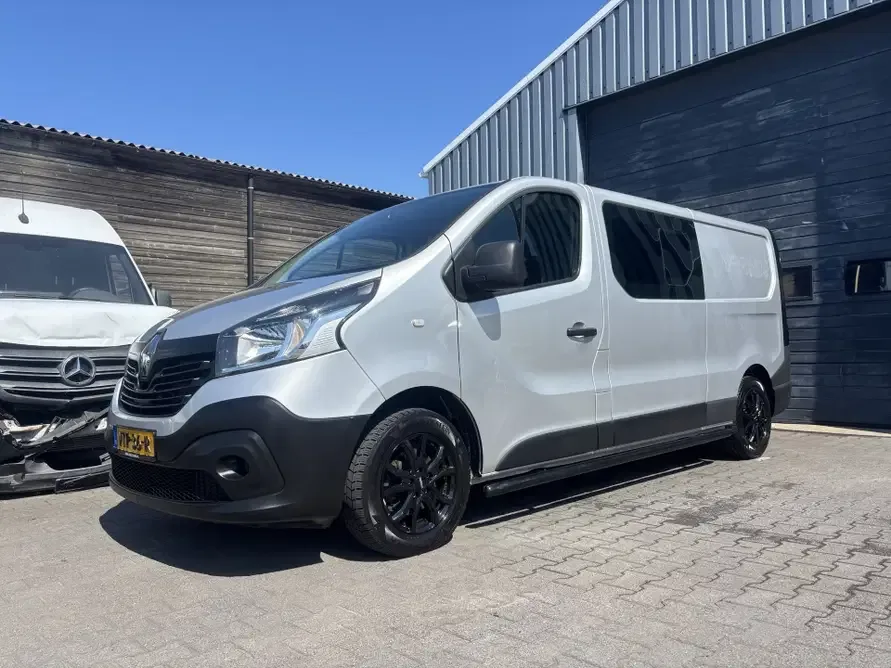 Renault Trafic (2018) — foto 1