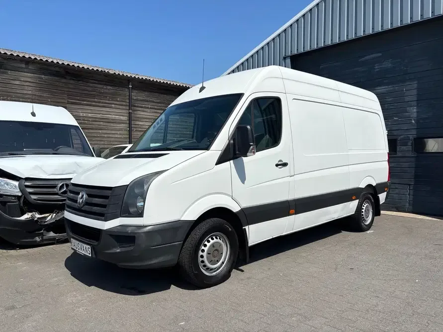 Volkswagen Crafter (2013) — foto 1