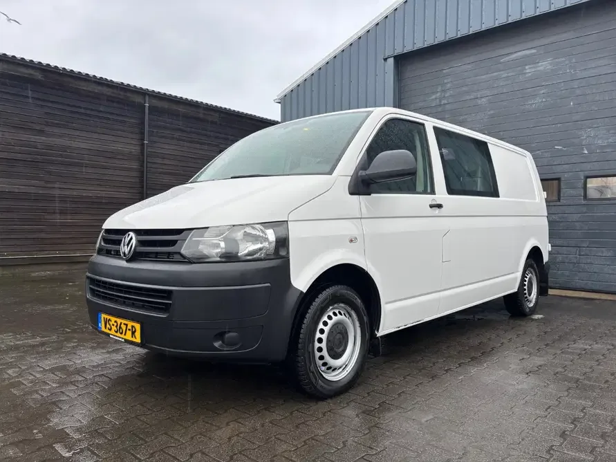 Volkswagen Transporter (2013) — foto 1