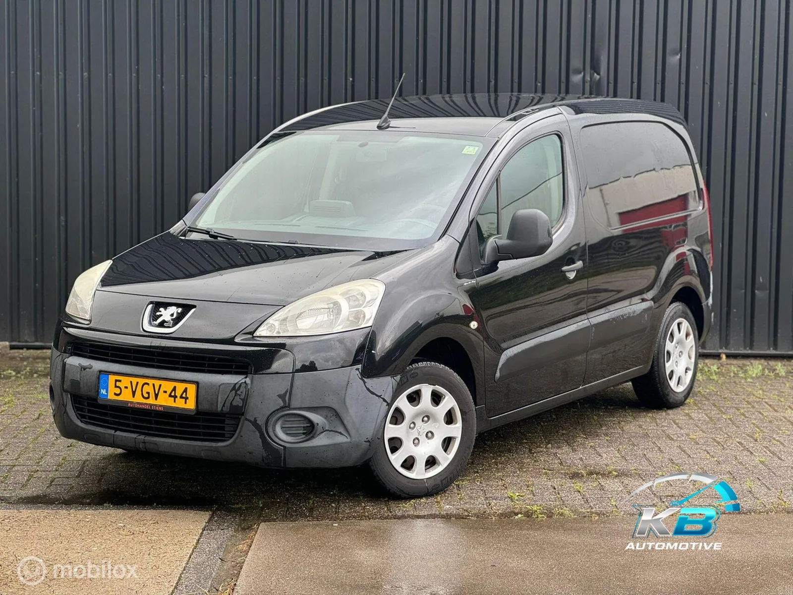 Peugeot Partner (2010) — foto 1