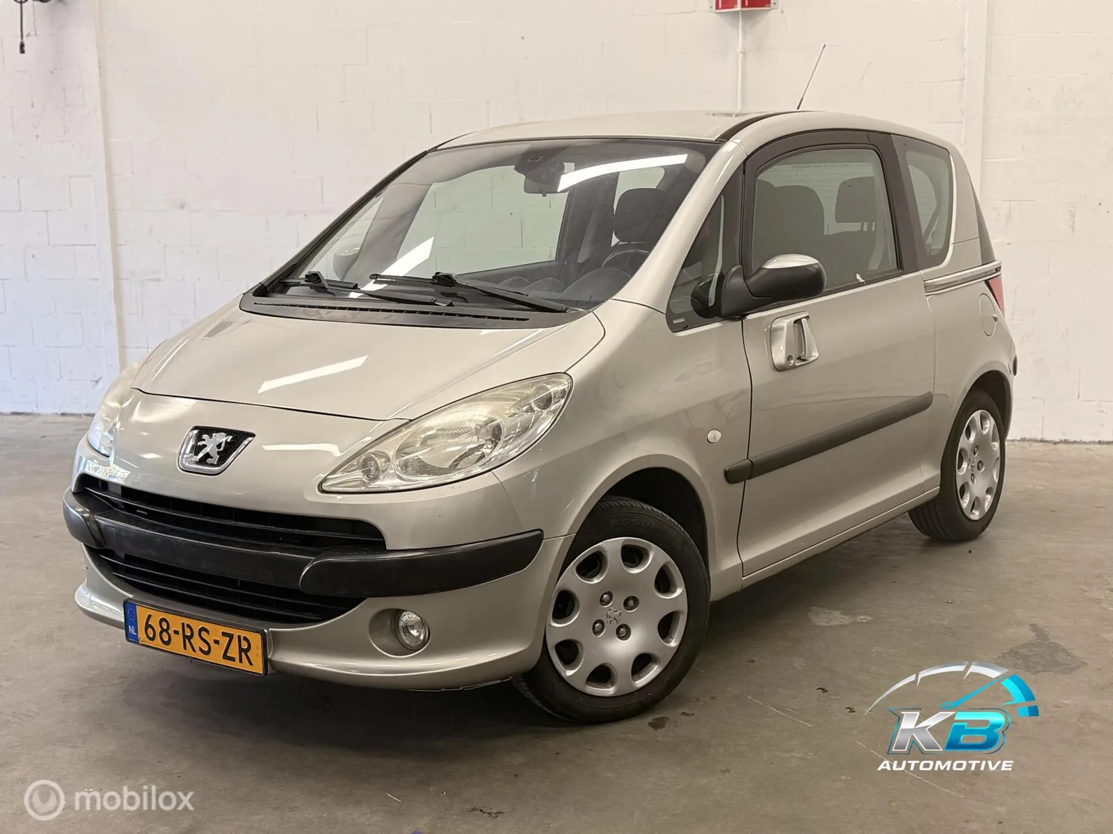 Peugeot 1007 (2005) — foto 1