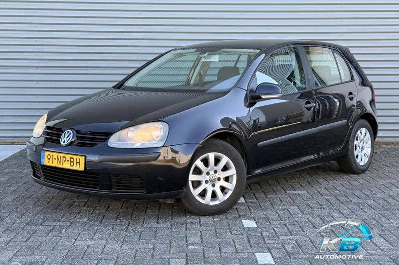 Volkswagen Golf (2004)