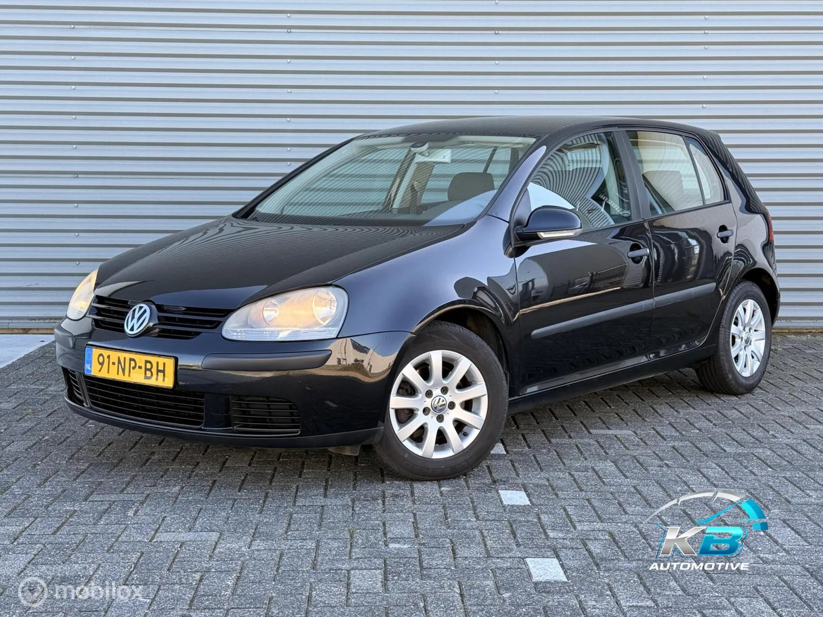 Volkswagen Golf (2004) — foto 1