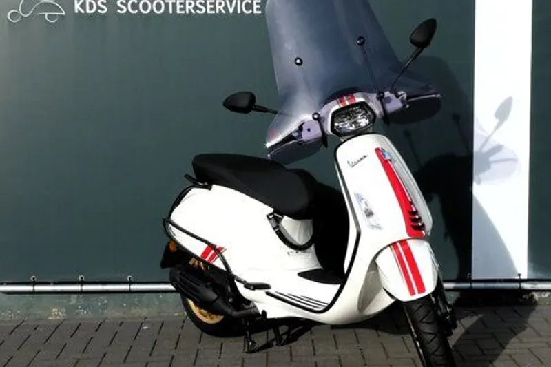 Vespa Sprint (2022)