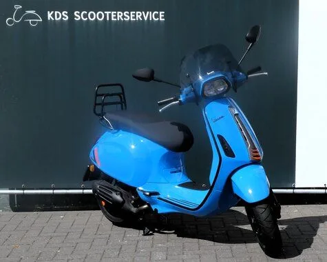 Vespa Sprint (2024) — foto 1