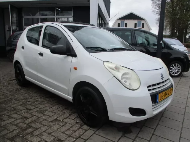 Suzuki Alto (2010) — foto 1