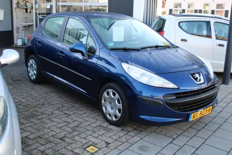 Peugeot 207 (2007)