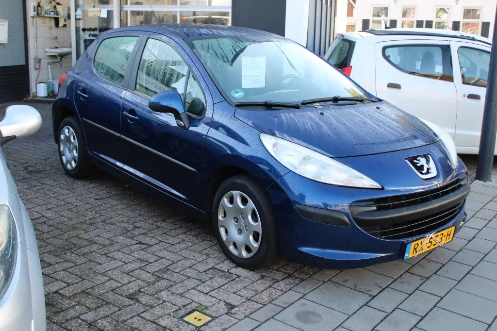 Peugeot 207 (2007) — foto 1