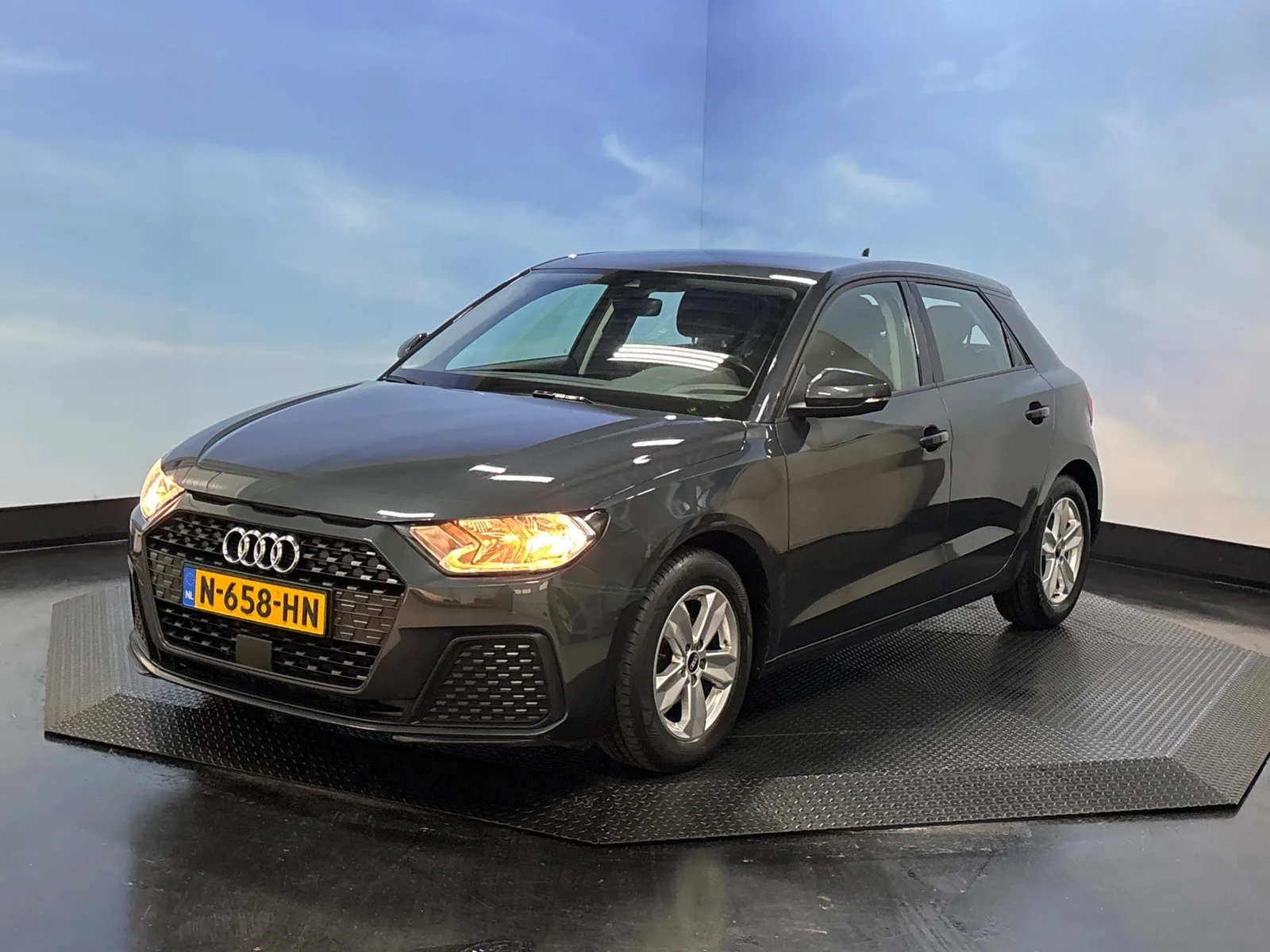 Audi A1 (2021) — foto 1