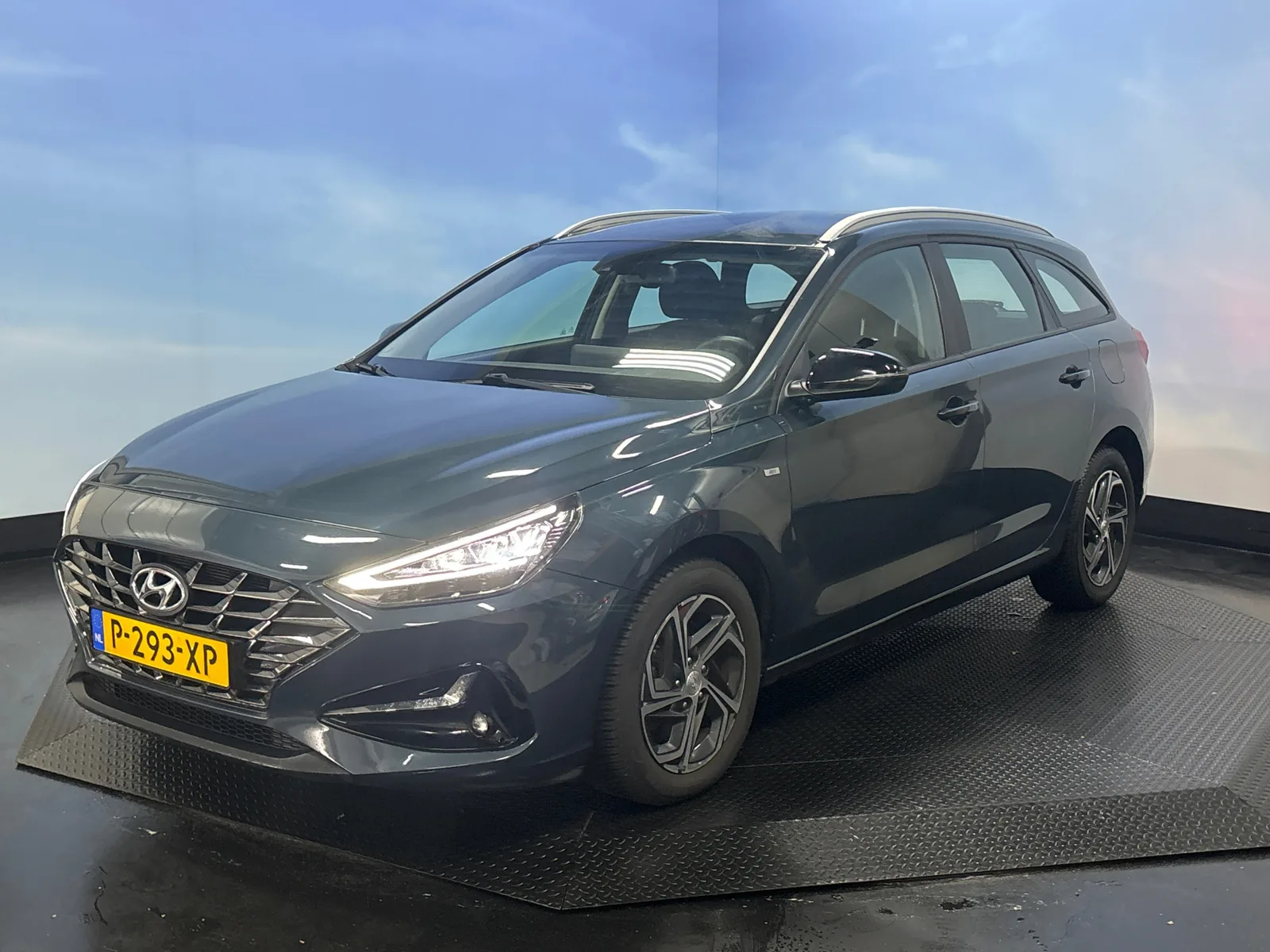 Hyundai i30 (2022) — foto 1