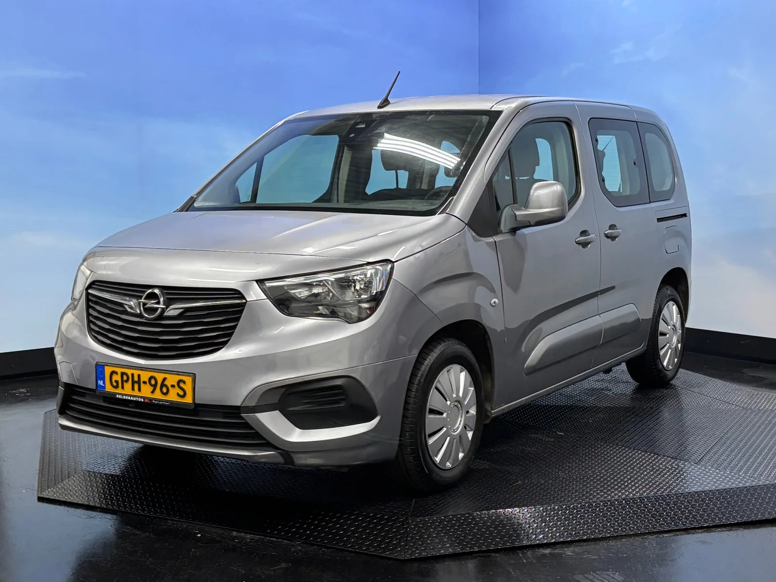 Opel Combo Tour (2019) — foto 1