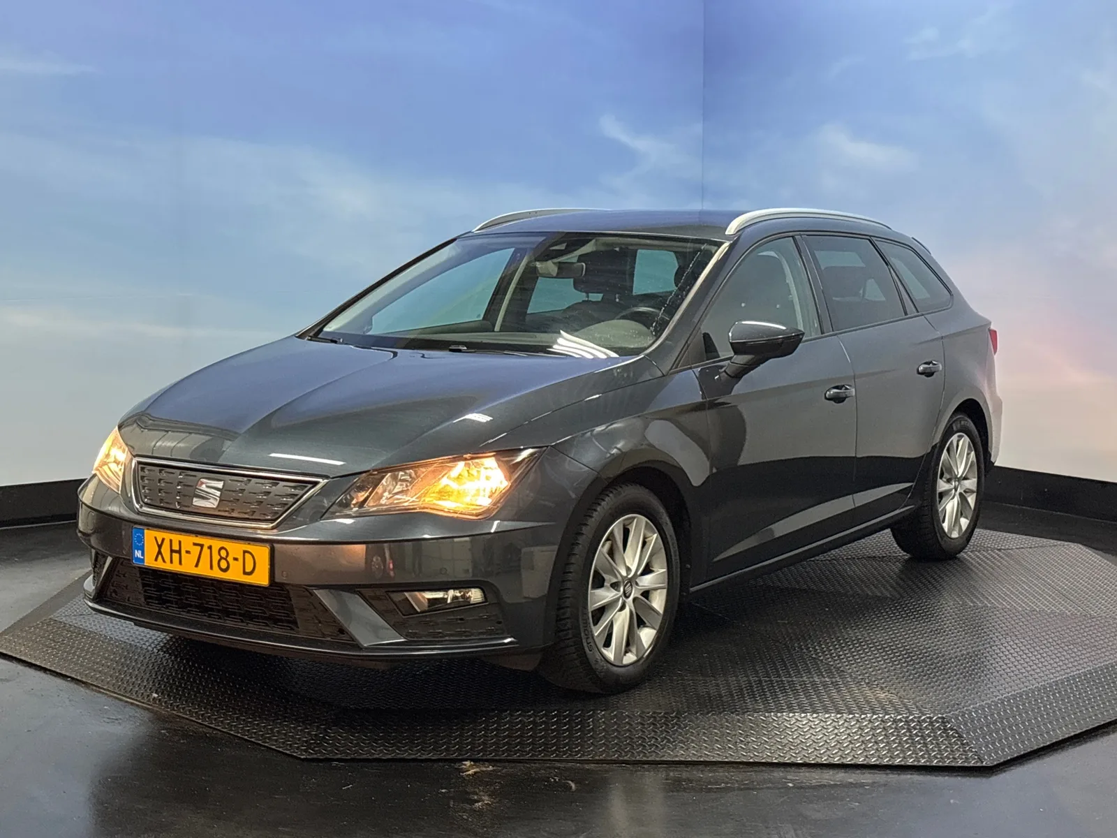 SEAT Leon (2019) — foto 1
