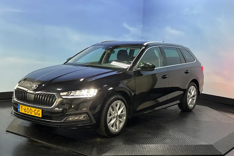 Škoda Octavia (2023)