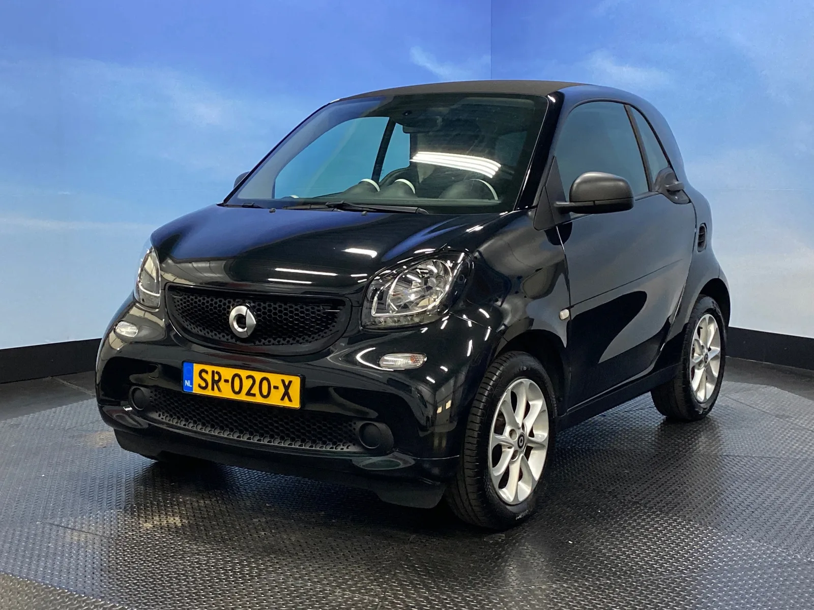 Smart ForTwo (2018) — foto 1
