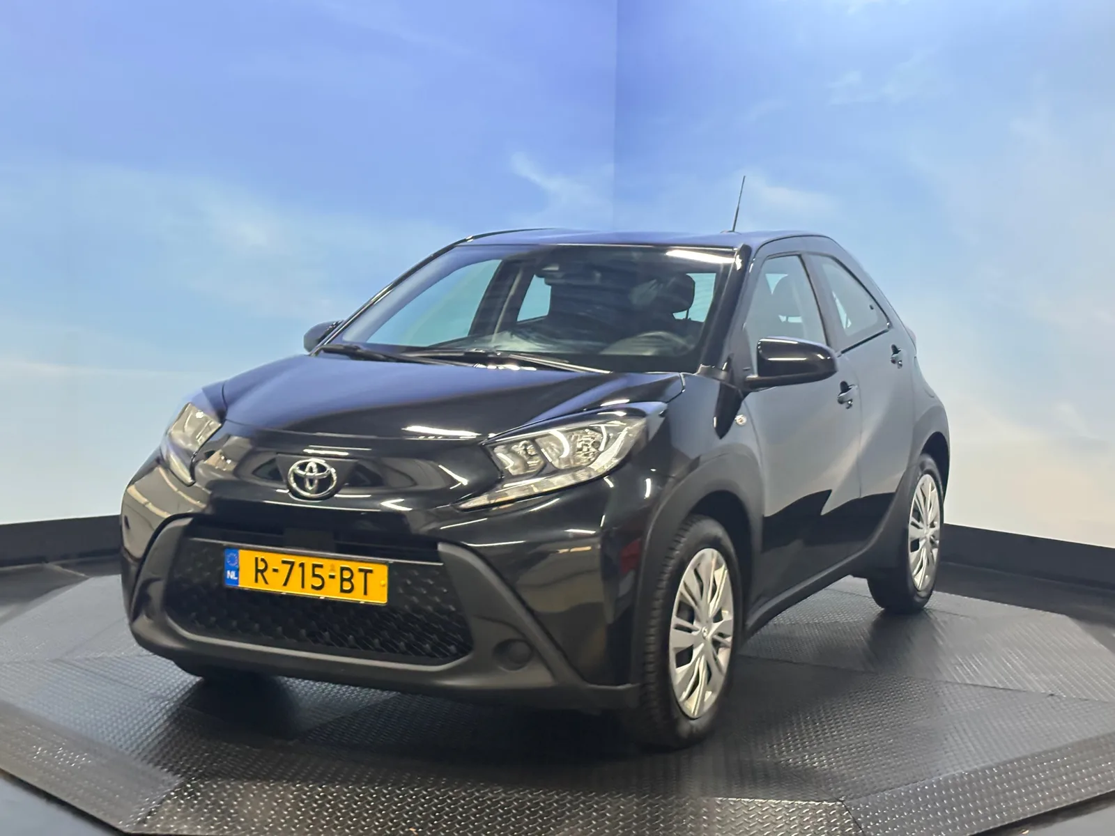 Toyota Aygo X (2022) — foto 1